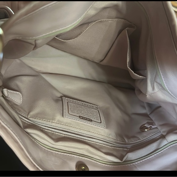 Coach Leather Hobo Bag. New bag never used, just missing the tags. - Picture 3 of 5